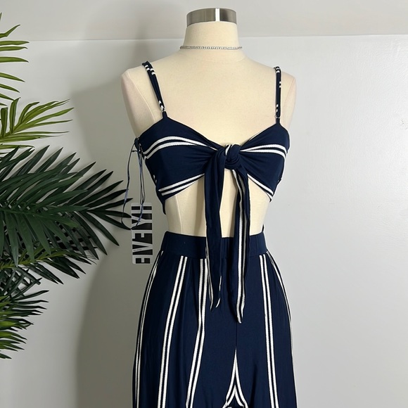 Fashion Nova Pants - 2 piece Wide Leg Set